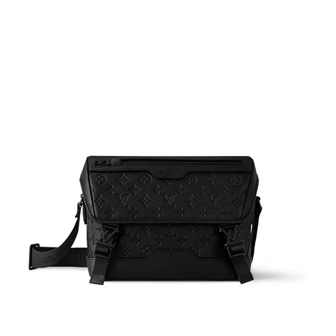 Messenger Voyager PM Monogram Shadow 